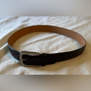 Kenneth Cole Genuine Leather Belt. Size 34